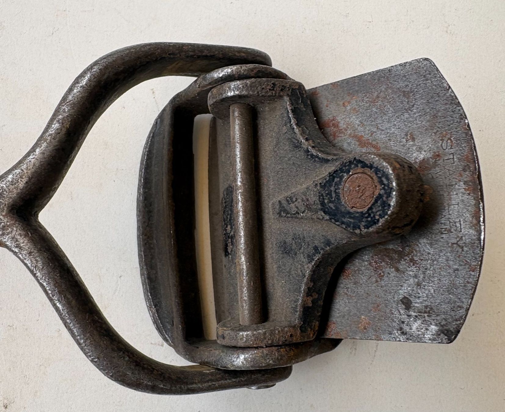 Tutti gli attrezzi: ANTIKES WERKZEUG – Usato da Ostermundigen venduto da wini63 9