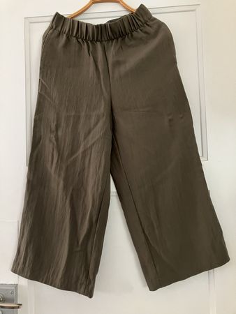 Culotte Gr. M ZARA neuwertig 1 x getragen