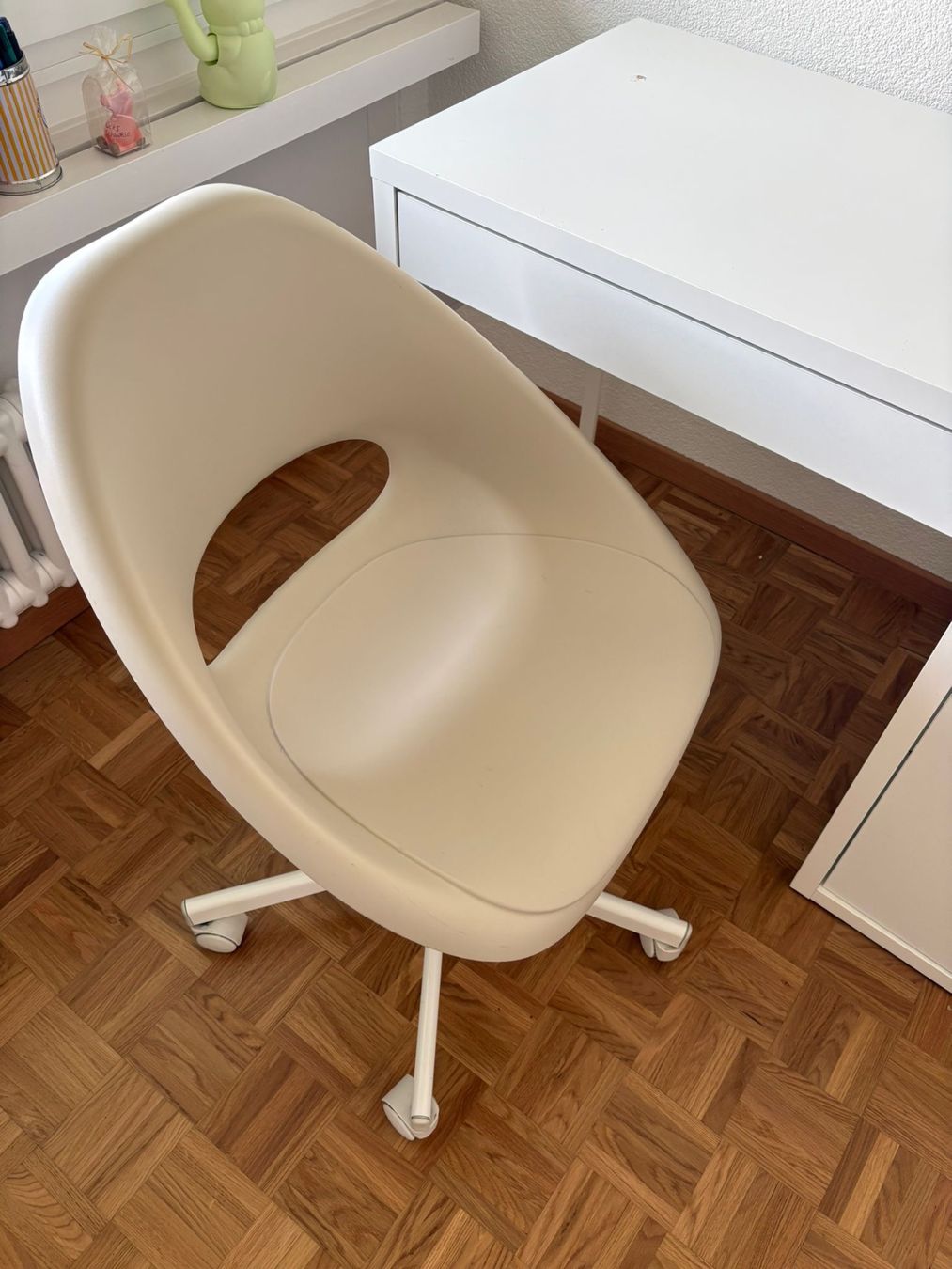 Scrivanie: Schreibtisch und Stuhl Ikea – Usato da Kollbrunn venduto da bri_r8bt 2