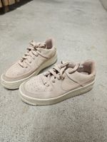 Nike Air Force 1 SP Pink Suede Gr. 37.5 - Neuwertig!