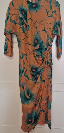 Robe vintage à fleurs vertes et abricot T36