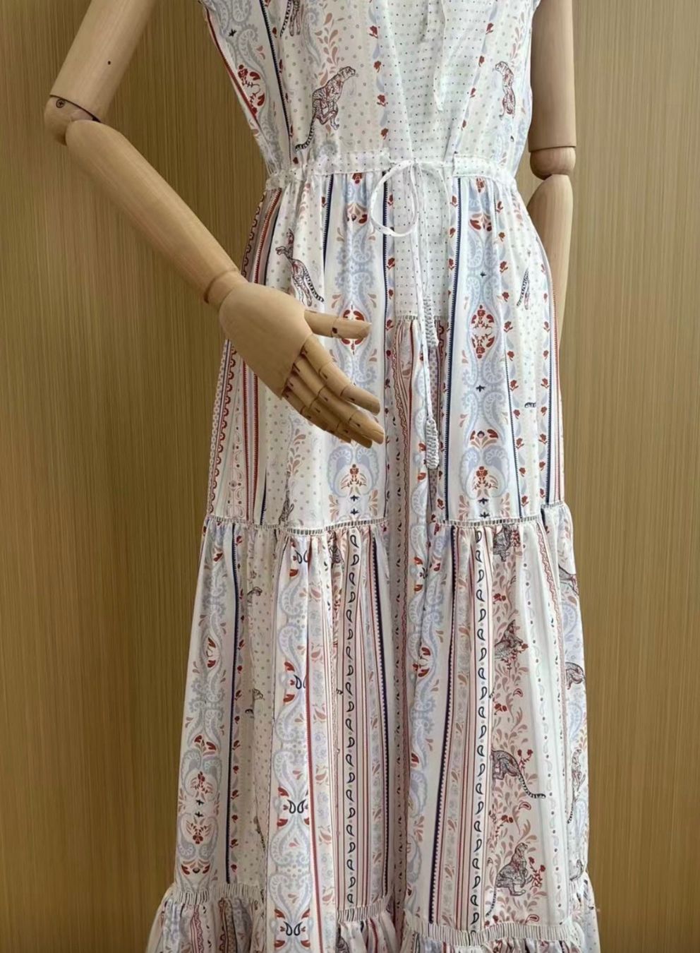 Vestiti: Kleid aus Seide. Gr. 36/38, neu – Nuovo (secondo la descrizione) da Reigoldswil venduto da benja01 3