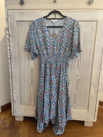 Blumiges Sommerkleid, apricot, 100% Viskose, 36