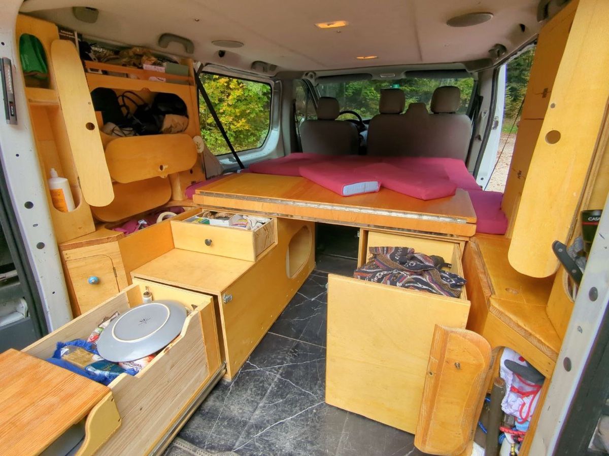 Opel Veicoli da campeggio: Opel Vivaro 2.5 cdti Camper – Usato da Biel/Bienne venduto da balurdo 5