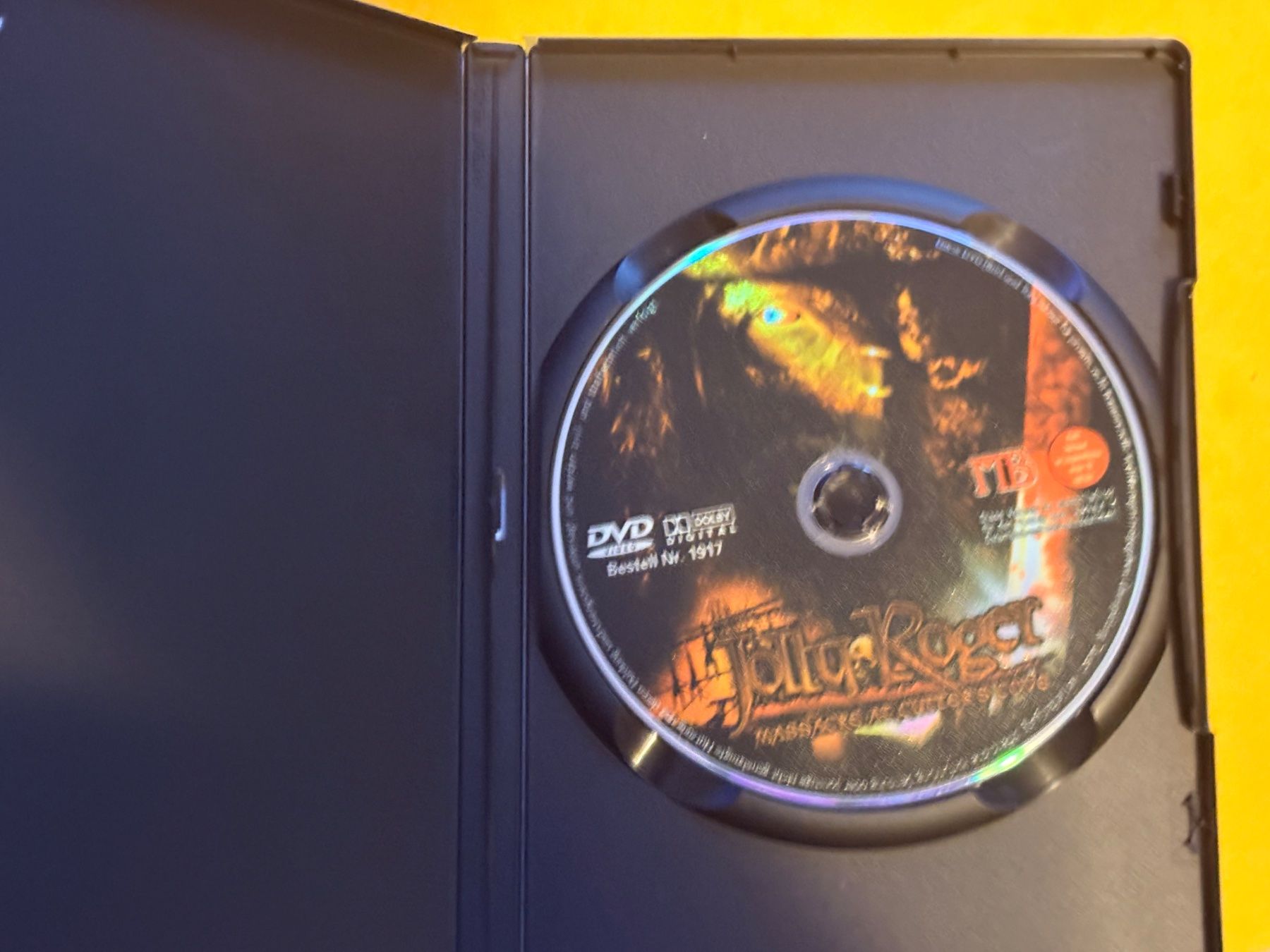 Tutti i DVDs: Jolly Roger (DVD) – Usato da Spreitenbach venduto da SwissTradeMan 2