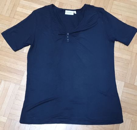 neuwertiges, schwarzes T-Shirt in Gr. S