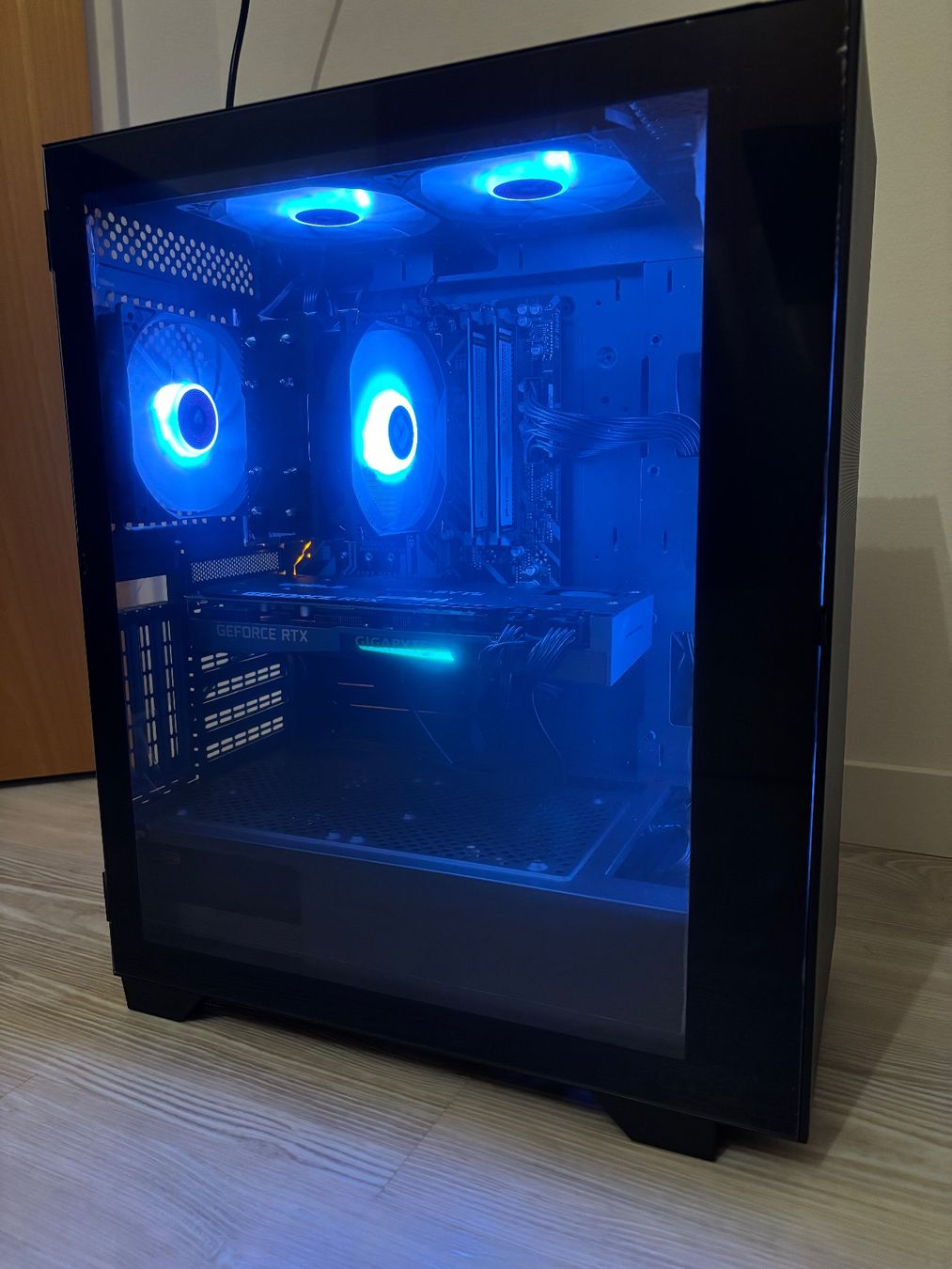 Nvidia PC: Gaming PC RTX 3070 AMD Ryzen – Nuovo (secondo la descrizione) da Weinfelden venduto da PC_4_live 1