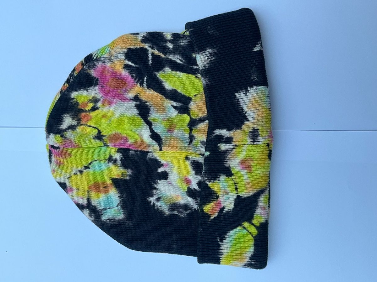 Supreme Copricapi, berretti & cappellini: Supreme Beanie  Mütze Bunt – Usato da Bern venduto da 50percent 1
