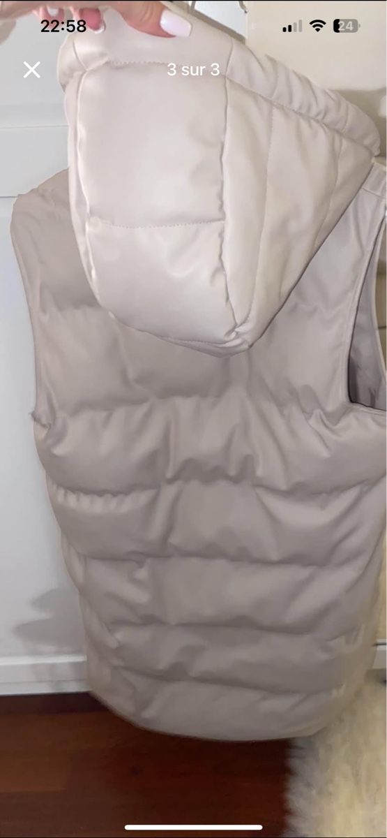 Zara Altro abbigliamento per bambina: Zara Gilet sans manche  – Usato da St-Prex venduto da cle_2xwy 2