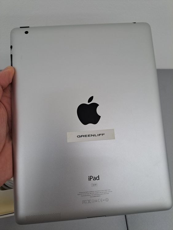 Gut erhaltenes iPad 2, 16 GB, ideal für den Sommer! (Gebraucht) in ...