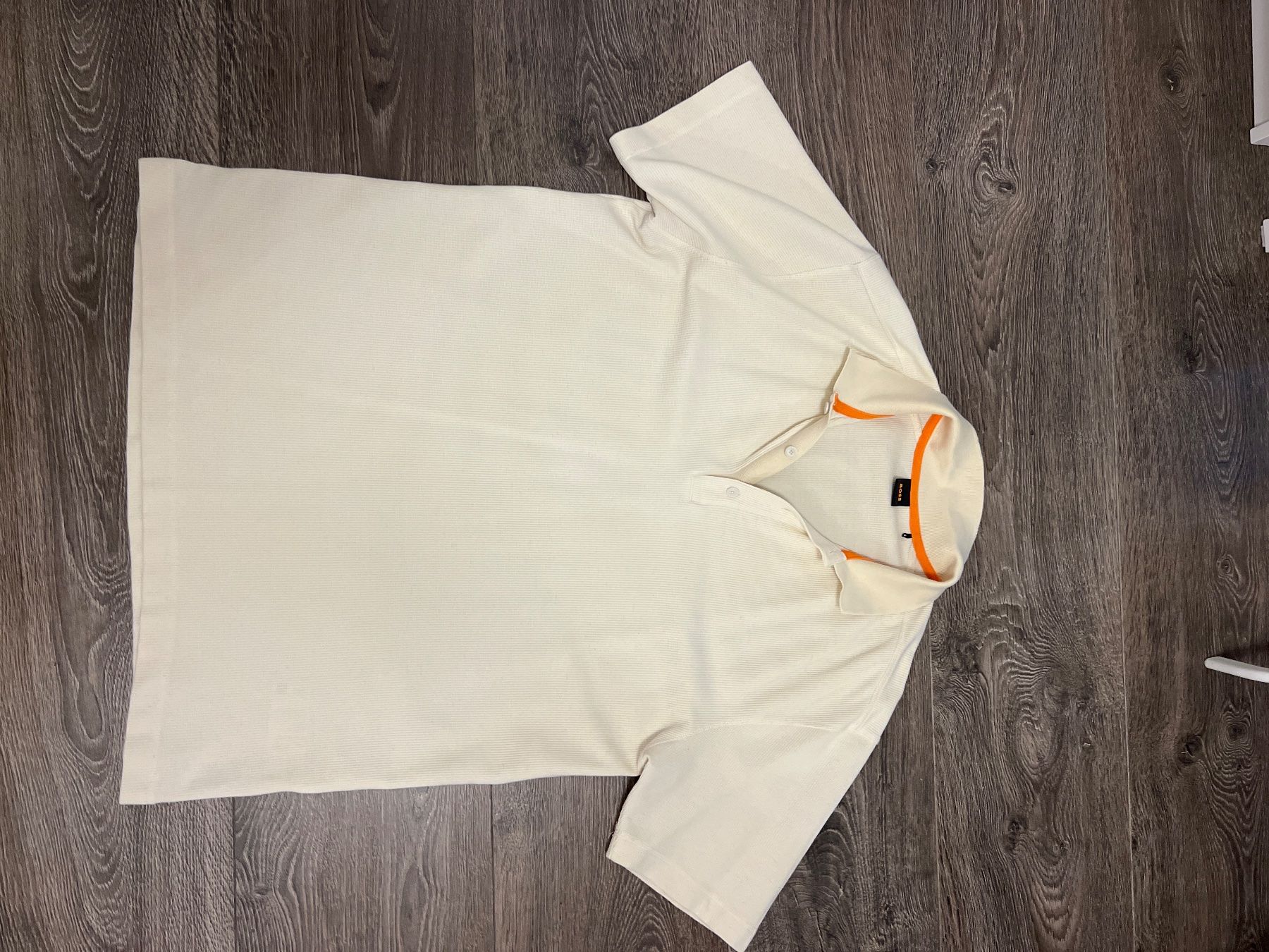 Hugo Boss Polos: Hugo Boss Shirt – D'occasion à Weiach par LemonJuice1995 2