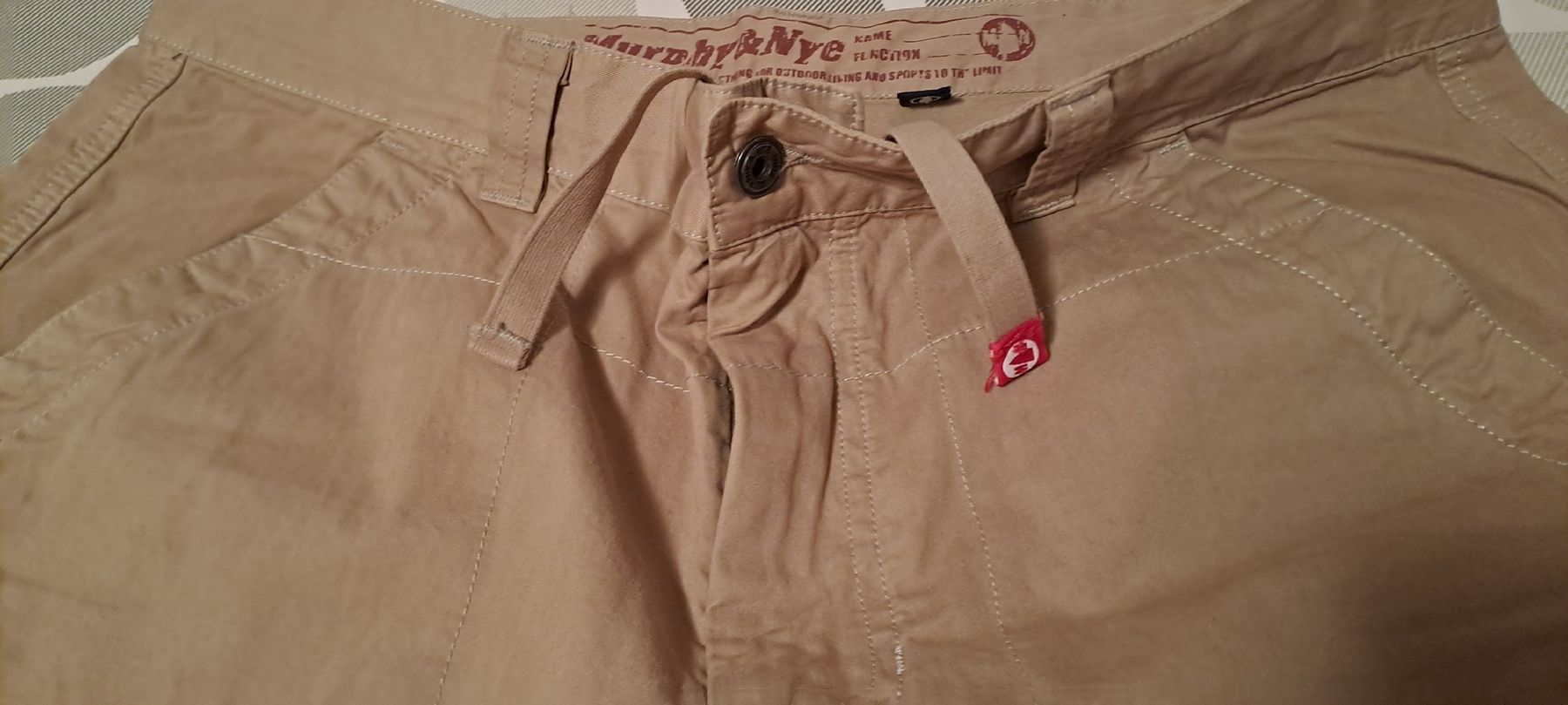 Pantaloni: Murphy&Nye Herren Cargohose Gr. 36 beige – Usato da Männedorf venduto da Nelly-77 2