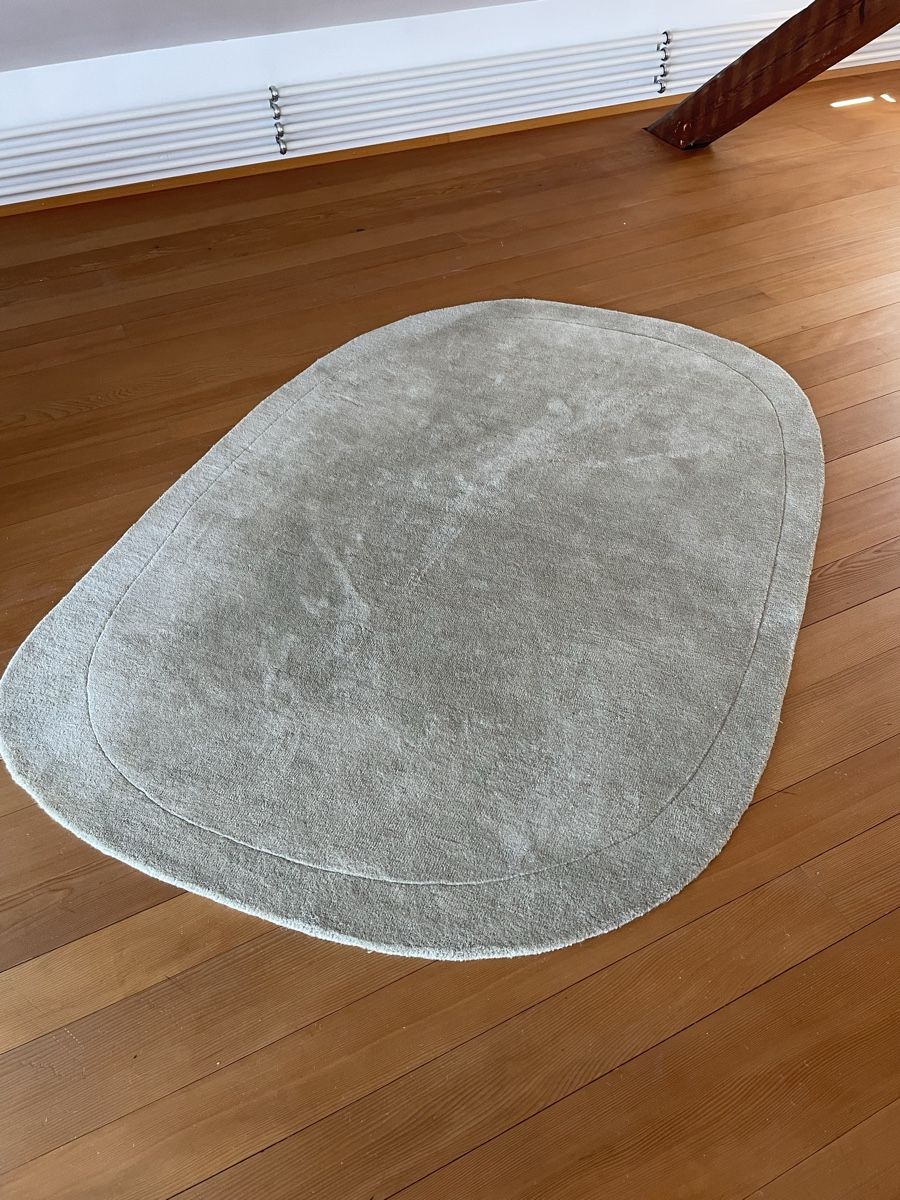 Tapis: Wollteppich Hellgrün – D'occasion à Winterthur par larahanselmann