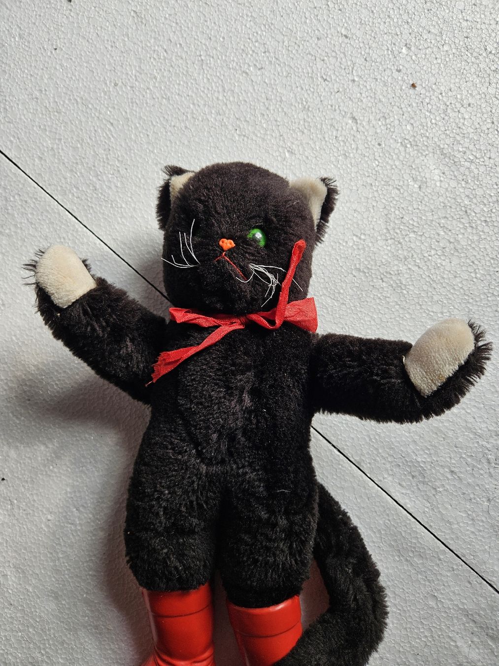 Jouets: alter gestiefelter Kater - Stofftier – D'occasion à Haslen GL par Sandra40 2