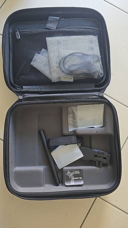 Videocamere: DJI RS4 PRO COMBO  Excellent état – Usato da vevey venduto da maelbadavd 2