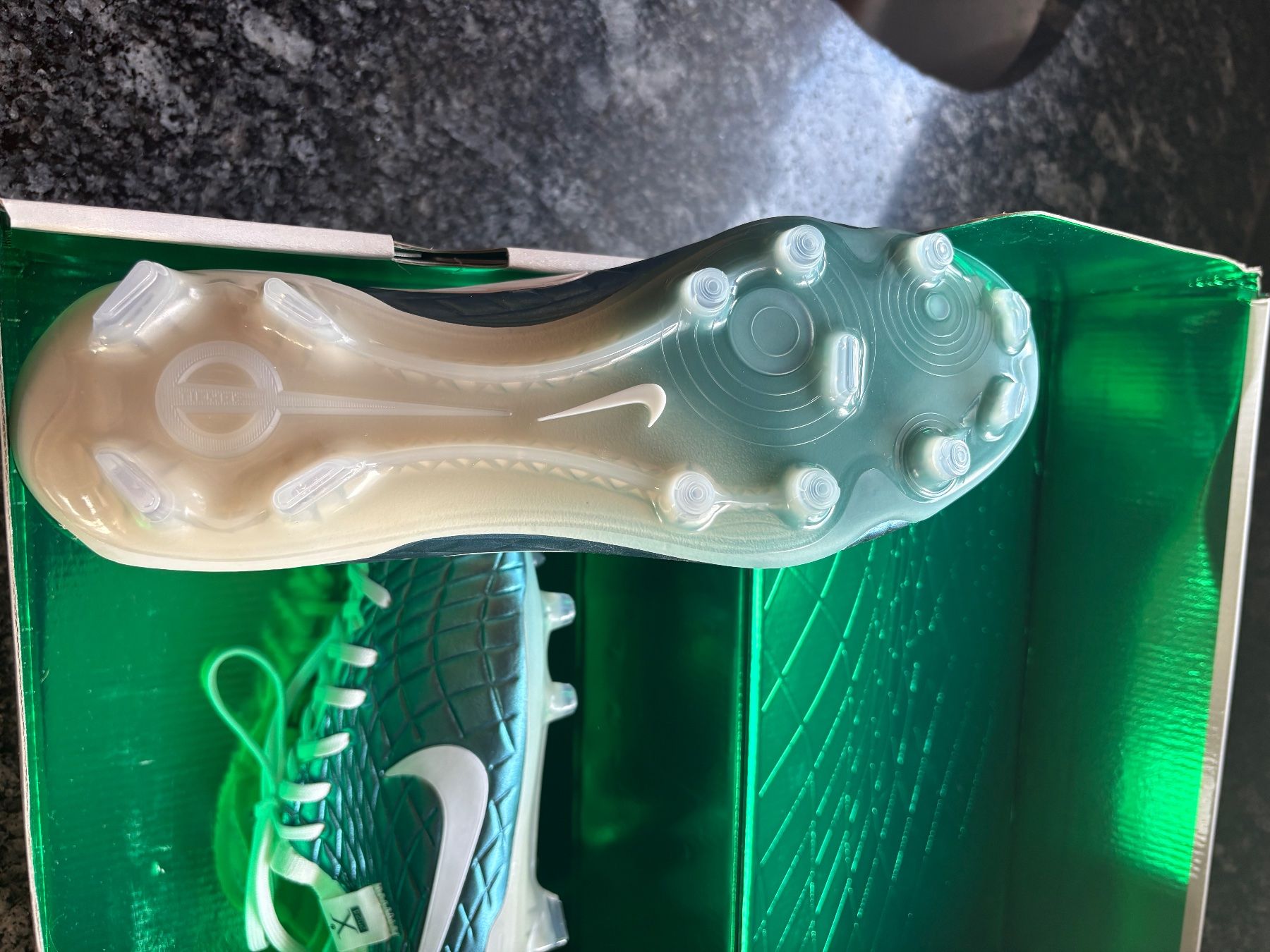 Nike Scarpe da uomo: Nike Tiempo Limited edition – Nuovo e nell'imballaggio originale da Visperterminen venduto da yve_5plp 3