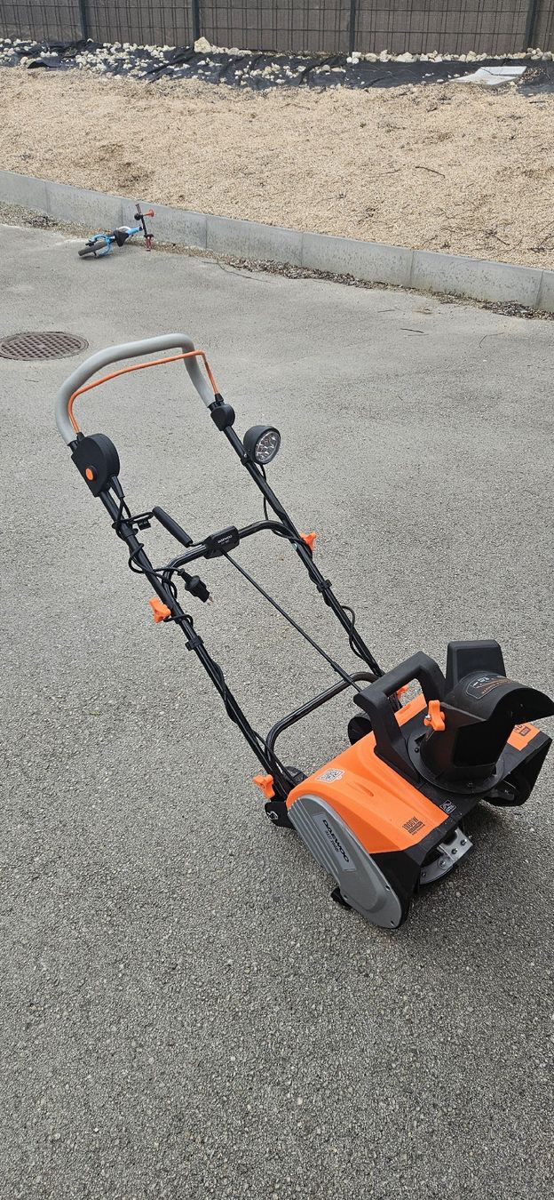 Sgombero neve: Daewoo chasse-neige occasion – Usato da Noiraigue venduto da serg85 1