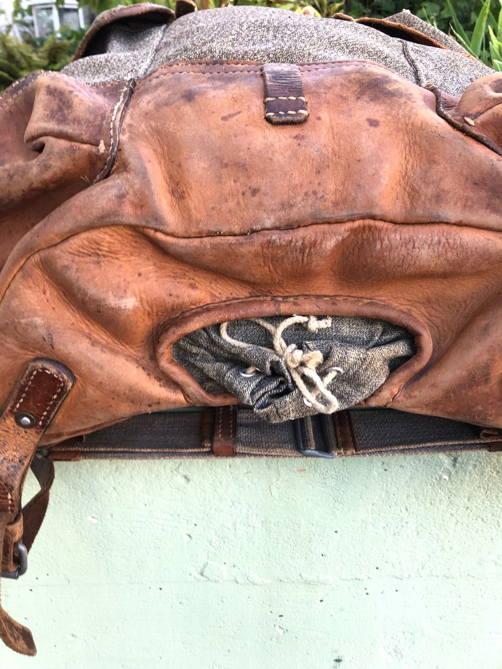Schweizer Armee Zaini: Gebirgs-Rucksack  Schweizer Armee – Usato da Magden venduto da Hornet2 1