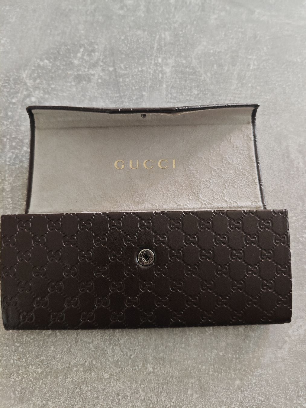 Gucci Sonstige Kleidung & Accessoires: Brillenetui Gucci – Gebraucht aus Thun von Offerte_Filippo