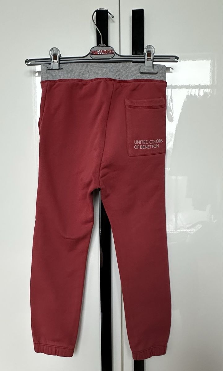 Benetton Pantaloni: Pantalone della tuta in misto cotone Benetton – Usato da Castel San Pietro venduto da Moregi 1