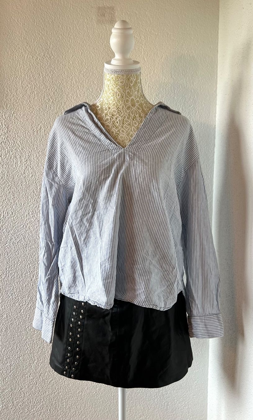 H&M Camicette: Striped button up blouse w/ relaxed fit – Usato da Otelfingen venduto da houseofstae 1