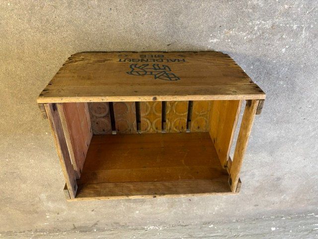 Wein- & Bierkisten: Alte Bierkiste "Haldengut Bier" – Gebraucht aus Winterthur von Tanfol 2