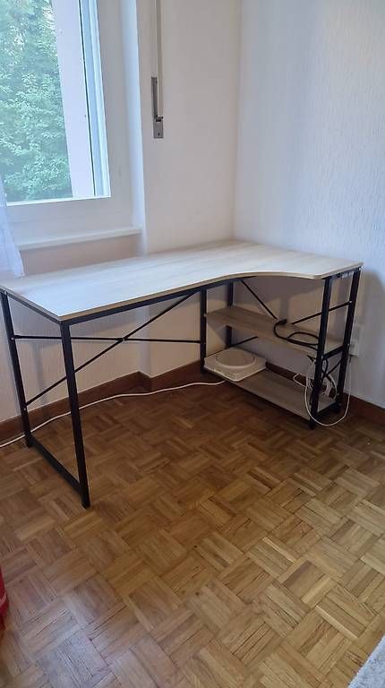 Schreibtische: Bureau dangle bois et noir – Gebraucht aus Lausanne von celinech14