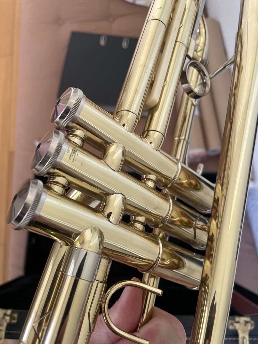 Strumenti musicali: Konzerttrompete defekt Getzen – Difettoso da Biel/Bienne venduto da Azrael 3