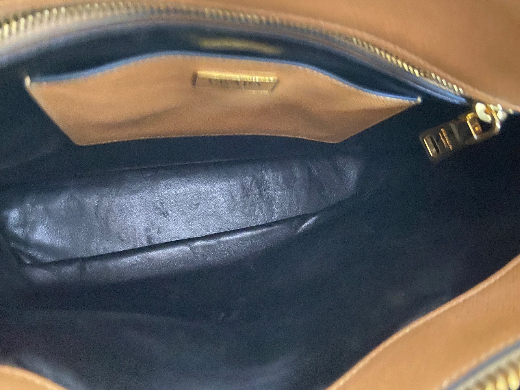 Prada Taschen für Damen: Prada Handtasche - fast neu – Neu (gemäss Beschreibung) aus St. Gallen von papaya67 5