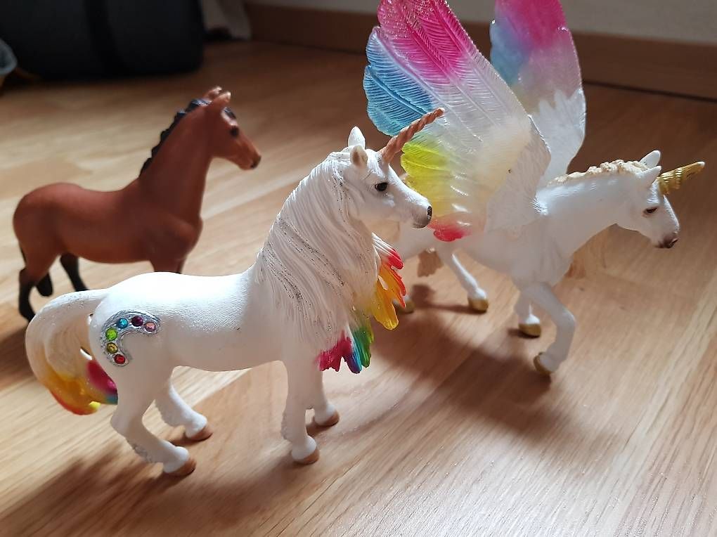 Figurines: Figurines chevaux – D'occasion à Lausanne par Damien_Lausanne
