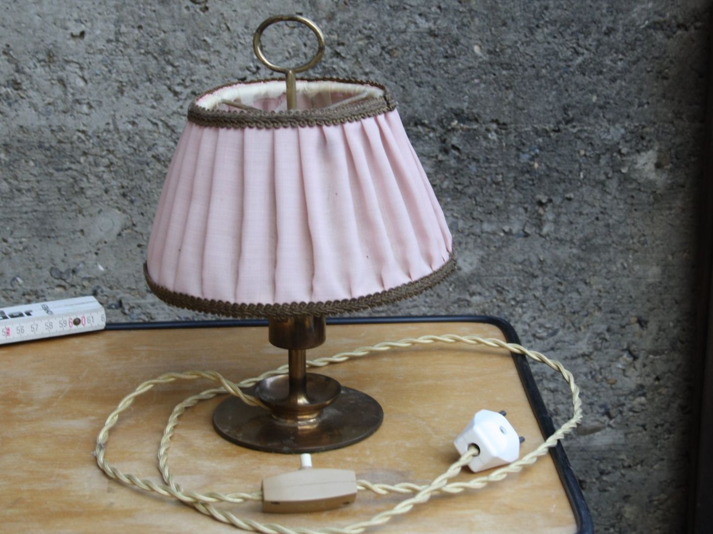 Lampade: VINTAGE LAMPE TISCHLAMPE – Usato da Wauwil venduto da Pneuedy