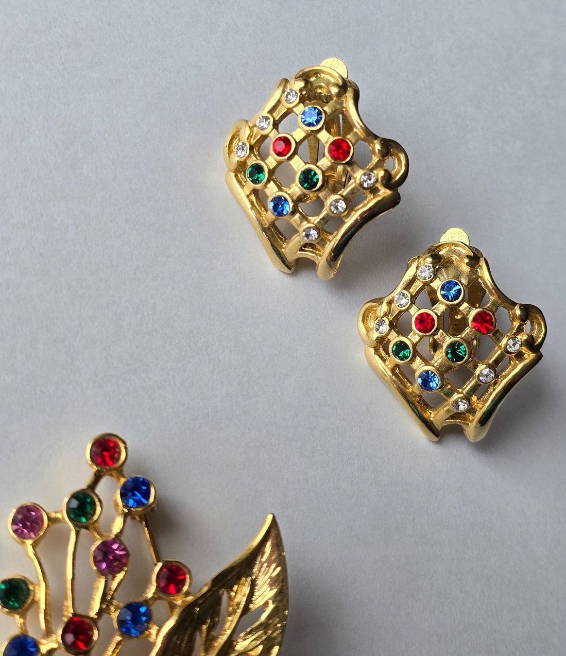 Altri gioielli: Vintage Schmuck Brosche + Ohrclips – Usato da Rheinau venduto da MakalekaAloha 9