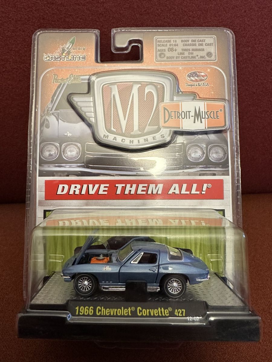 Chevrolet Modellini d'auto: 4 Chevrolet Corvette Modelle 1:64 – Nuovo e nell'imballaggio originale da Bern venduto da 3636-agb