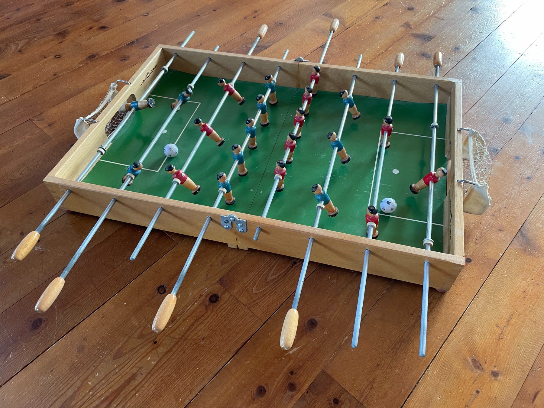 Wisa Gloria Spiele: Wisa Gloria Tischfussball – Gebraucht aus St. Gallen von Highfly