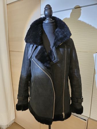 Claudie Pierlot magnifique veste d'hiver en cuir, T38