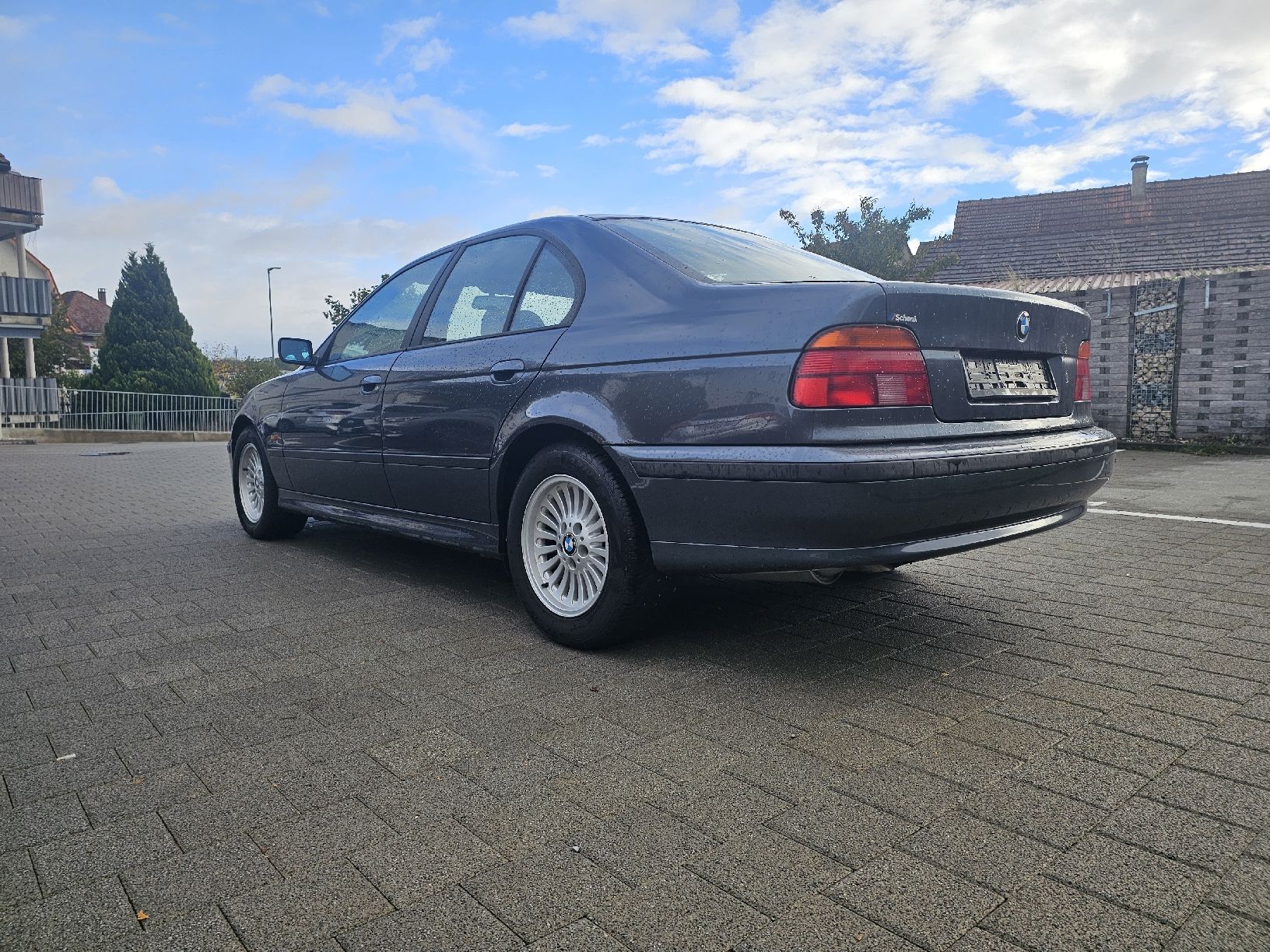 BMW Automobili: BMW E39 528i Handschalter – Usato da Oberaach venduto da Mon_a_madeleine 3