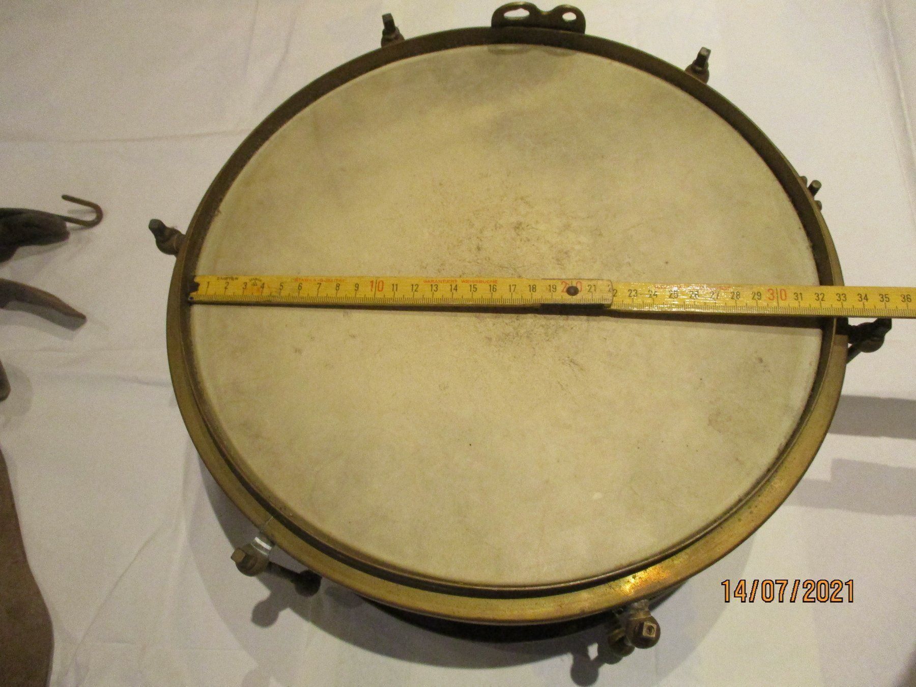Strumenti musicali: VINTAGE MARCHING SNARRE /TROMMEL MESSING – Usato da Weissbad venduto da Usw63 1