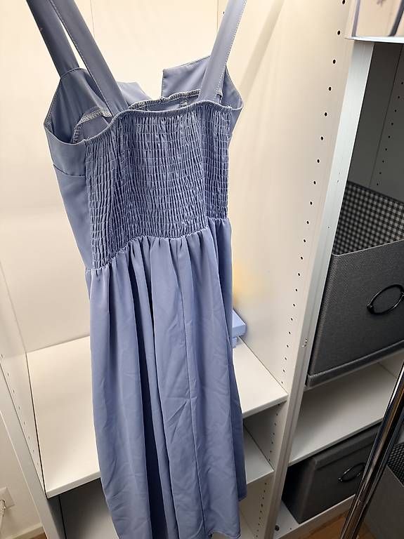 Robes: Robe taille unique – D'occasion à Biel/Bienne par secondstore 2