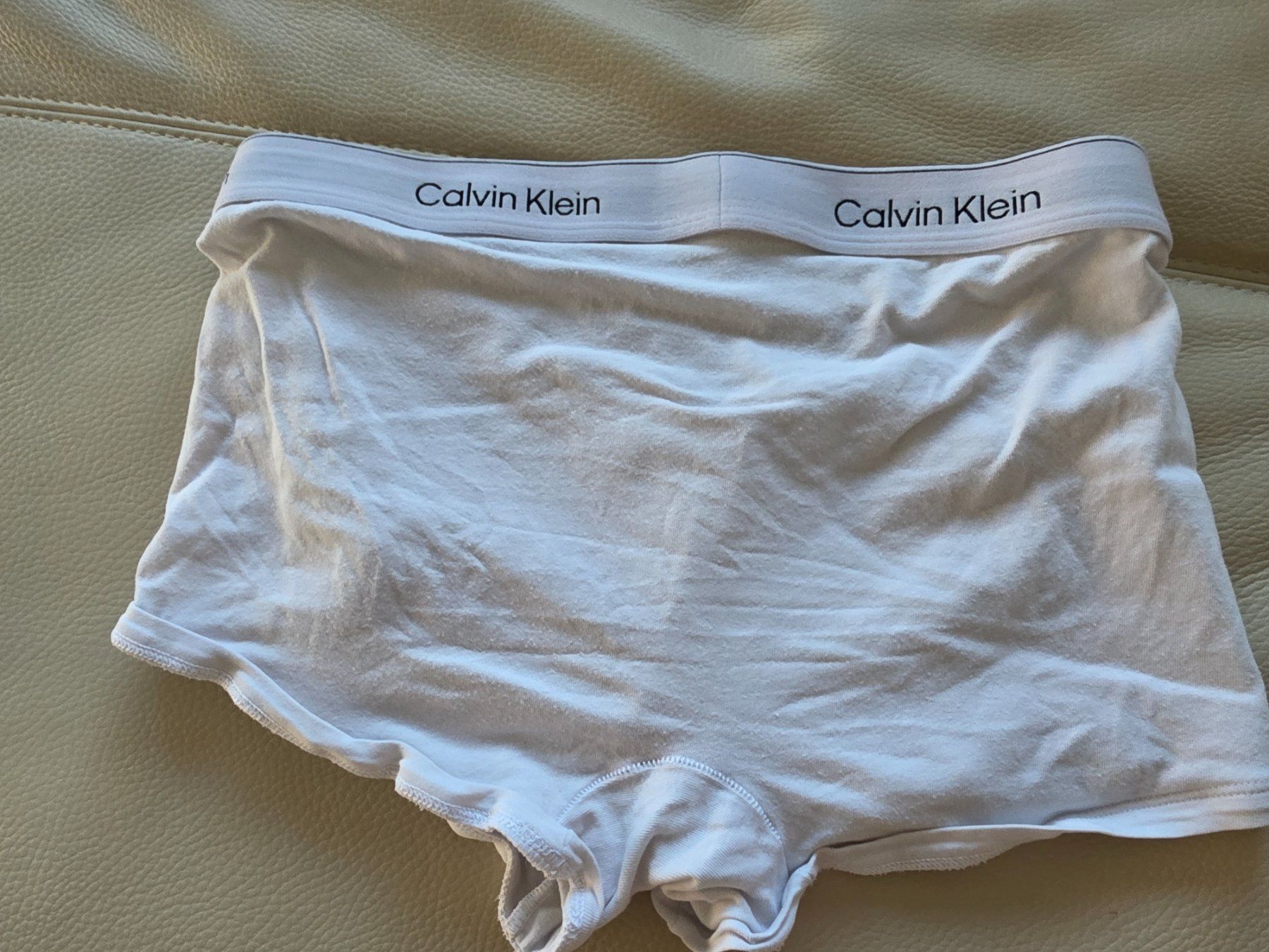 Calvin Klein Unterwäsche: Calvin Klein Unterhose weiss Gr. M – Gebraucht aus Willisau von dor_xp9g 1
