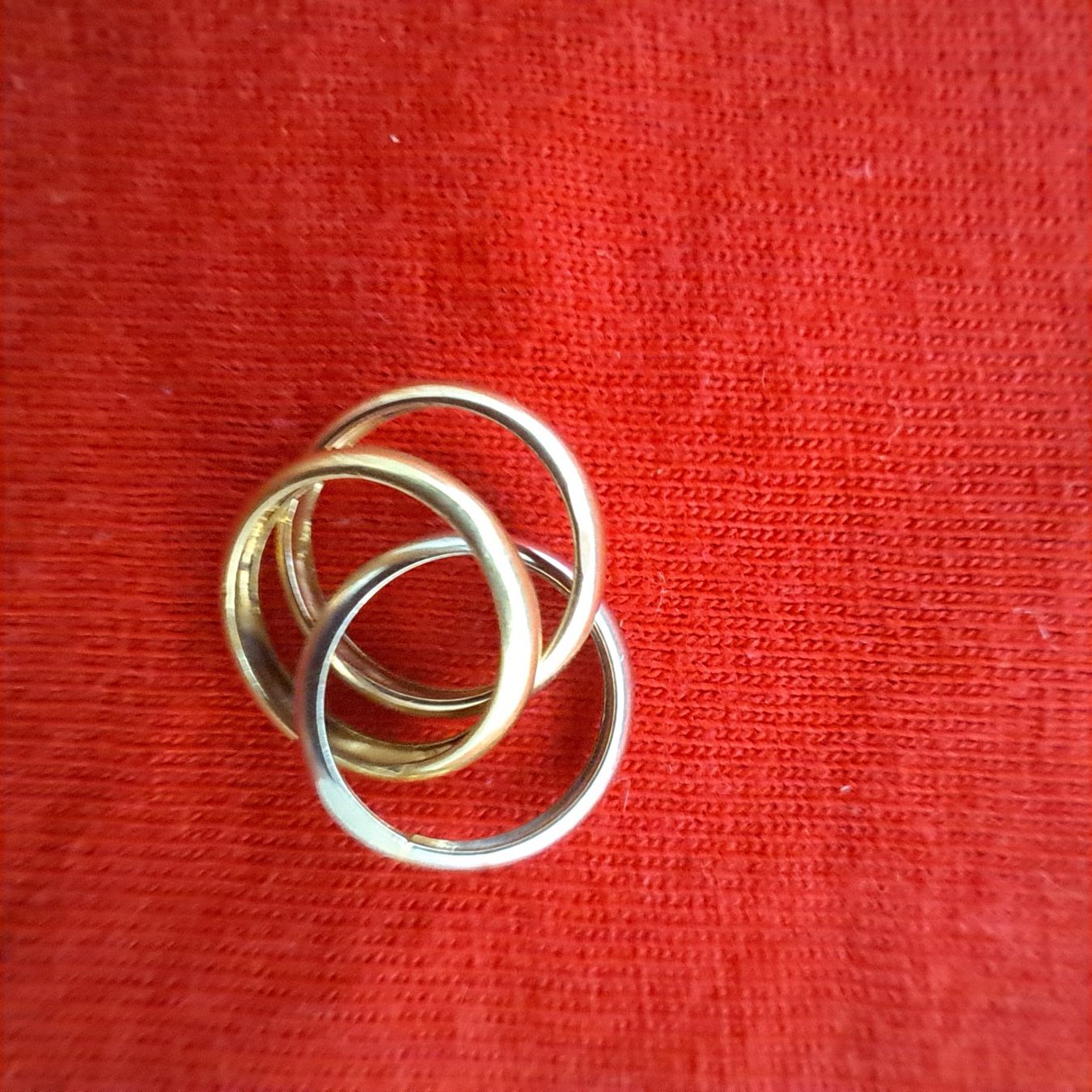 Pendentifs: Goldanhänger – D'occasion à Pfäffikon ZH par Valsangiaccomo