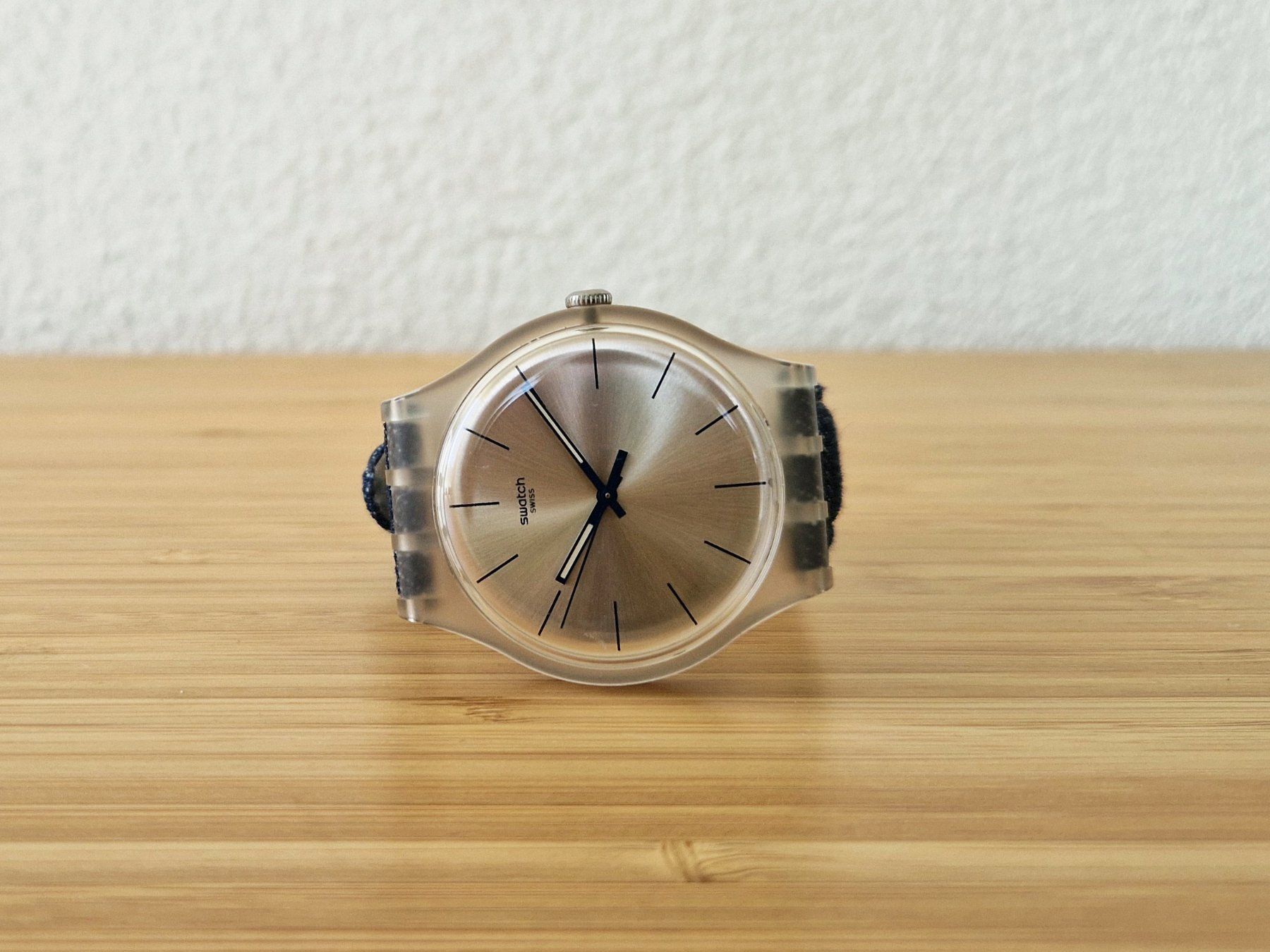 Swatch Uhren: Swatch White Washed Out – Neu (gemäss Beschreibung) aus Dulliken von legacybuyer 1