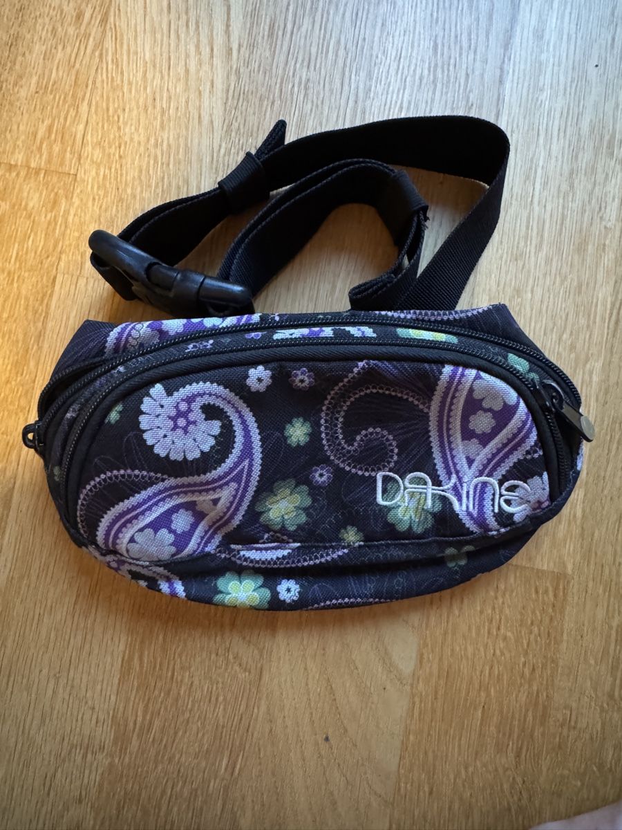 Dakine Borse da donna: Bauchtasche, Dakine – Usato da Luzern venduto da emm_nw8g