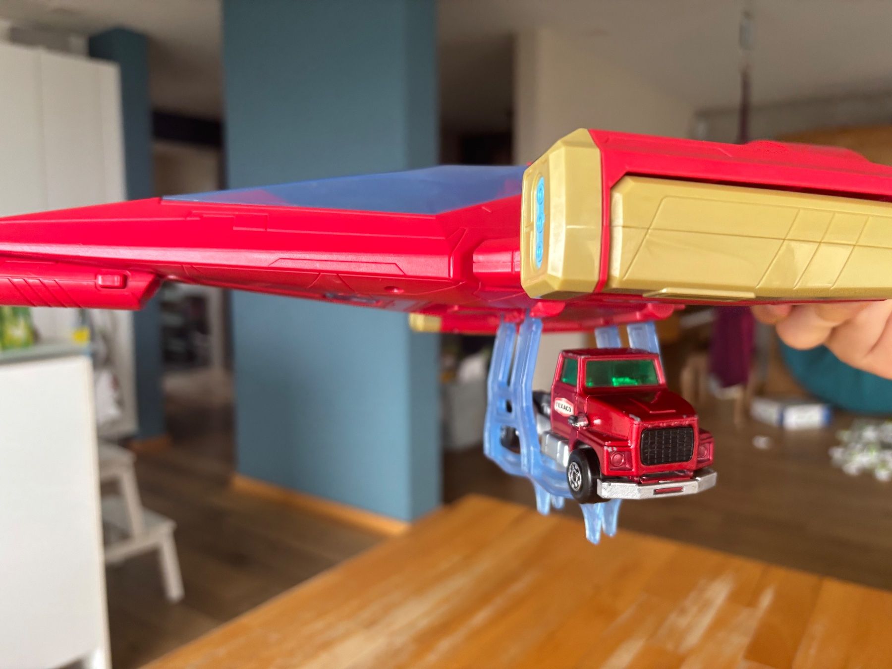 Avengers EpicHero Series: Iron Man Repulsor Blast Battle Jet (Gebraucht ...