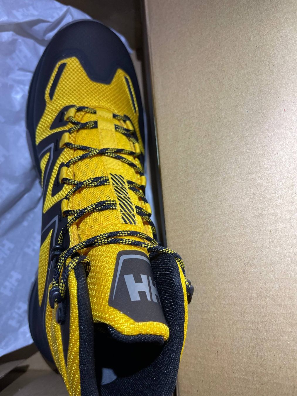 Helly Hansen Chaussures hommes: 42 NEU 189Fr Helly Hansen Wanderstiefel Wanderschuhe Sneaker – Neuf avec emballage d'origine à Steffisburg par Erdling0 3