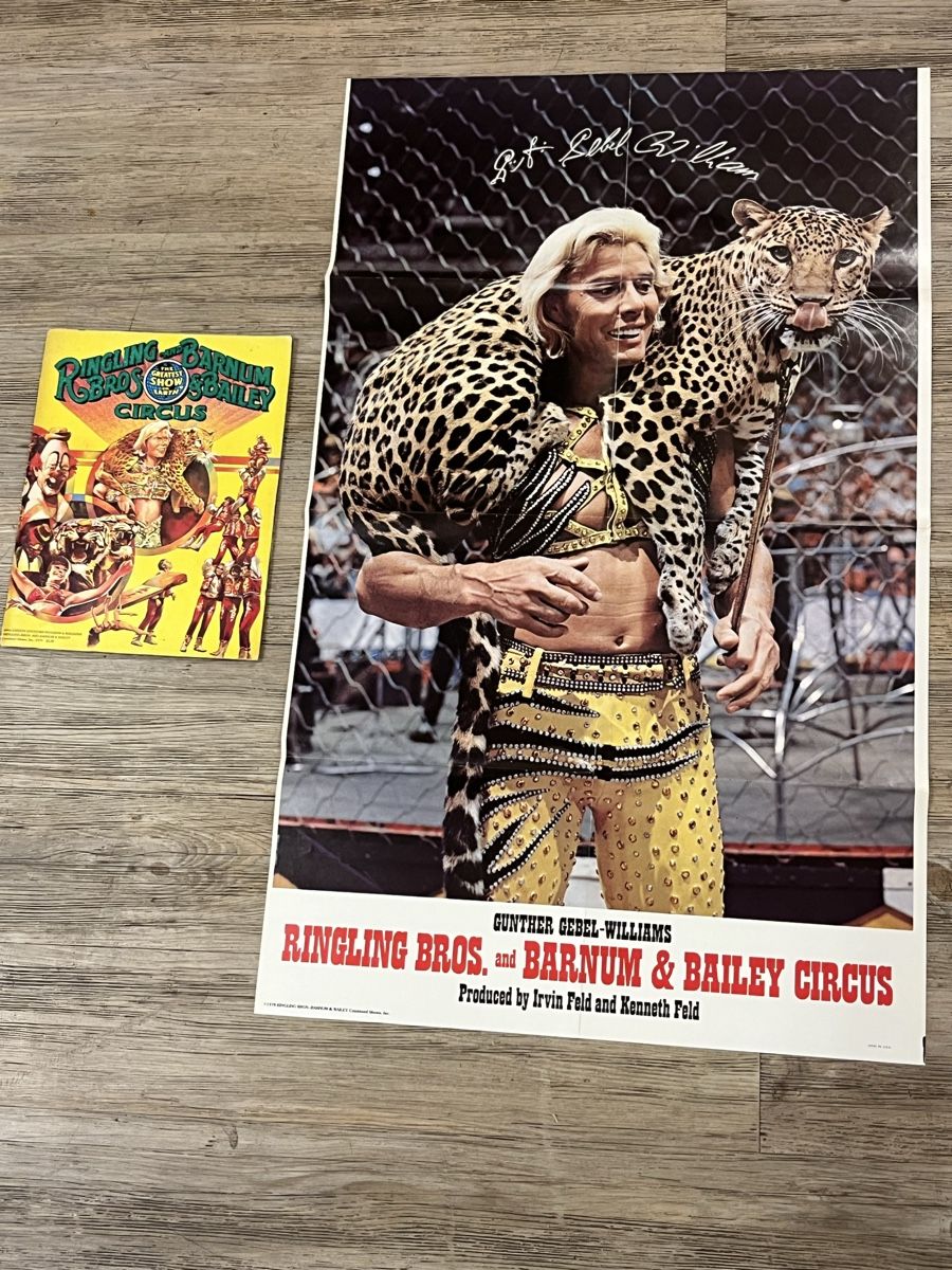 Libri: Ringling Bros Circus Programm 1979 mit Poster gebraucht – Usato da Menziken venduto da TopDevShop 7