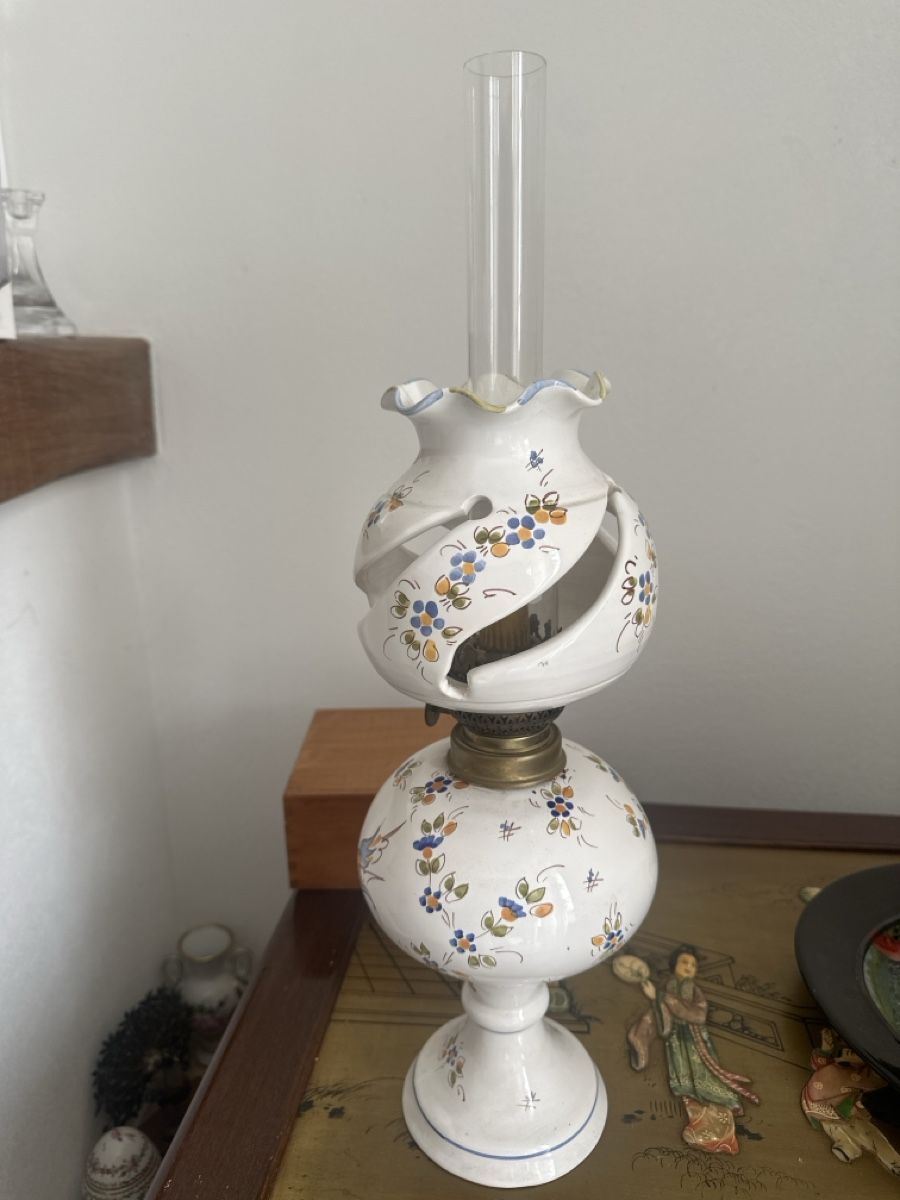 Lampade: Lampe à huile – Usato da Epalinges venduto da Has_yhj9