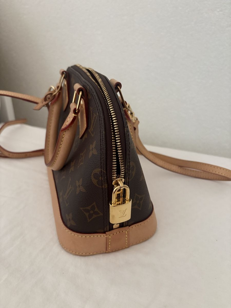 Louis Vuitton Taschen für Damen: Louis vuitton - Alma BB Monogram – Gebraucht aus Yvonand von mch_xfz8 2