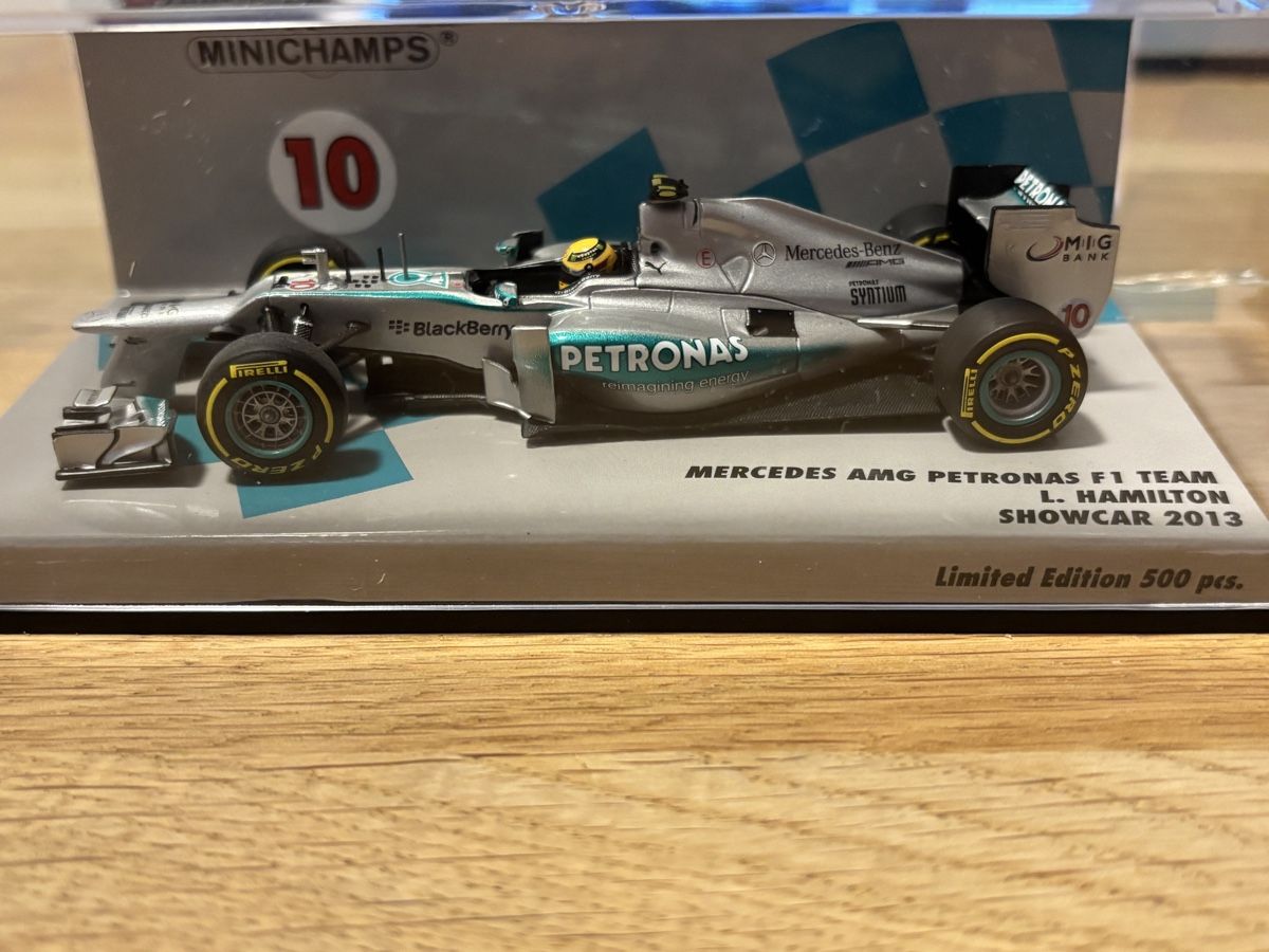 Minichamps Modellini d'auto: Limitiert - Lewis Hamilton Showcar 2013 – Nuovo (secondo la descrizione) da Suhr venduto da Speed_20 1