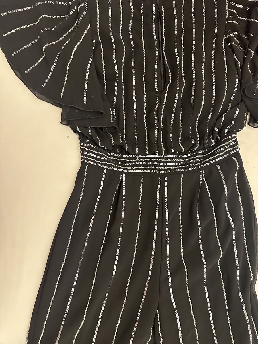 Tute: Bestickter Jumpsuit – Usato da Perlen venduto da H.Spa 2