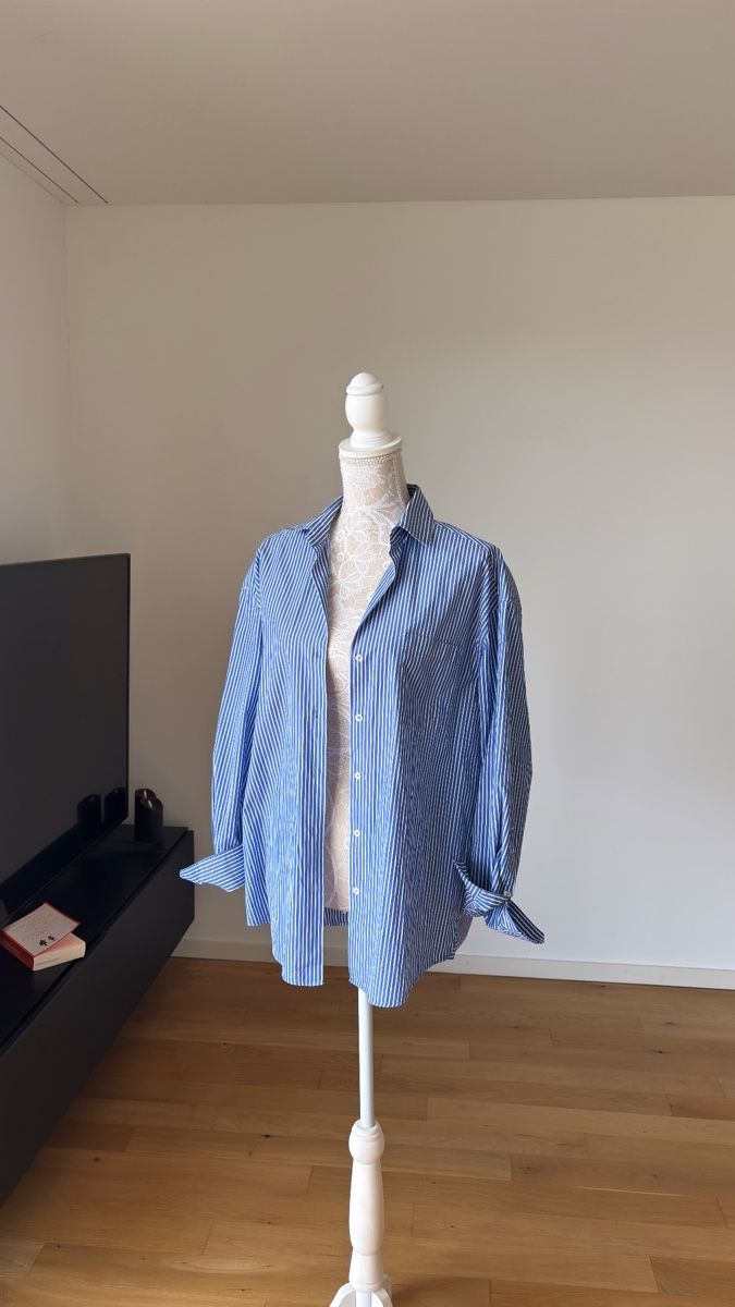 Max Mara Chemisiers: Bluse Weekend MaxMara Streifen blau weiss Grösse 34 – Neuf (Voir description) à Ramsen par Myclothesforu
